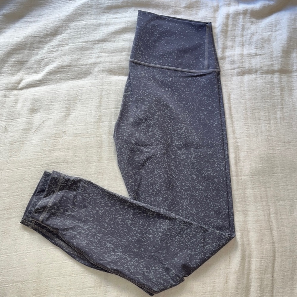 Lululemon cropped leggings